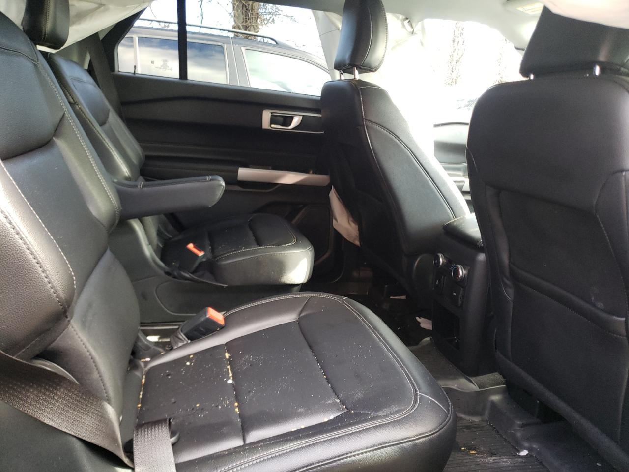 Photo 6 from auction – 2021 FORD EXPLORER X with VIN 1FMSK8DH3MGA48201