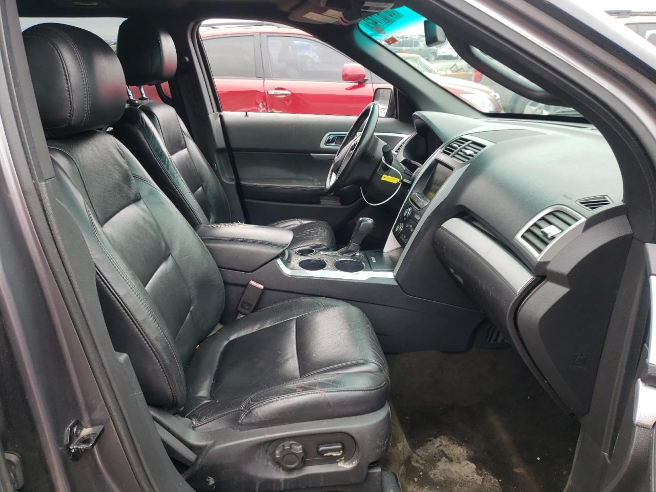 Photo 5 from auction – 2013 FORD EXPLORER X with VIN 1FM5K7D8XDGB38503
