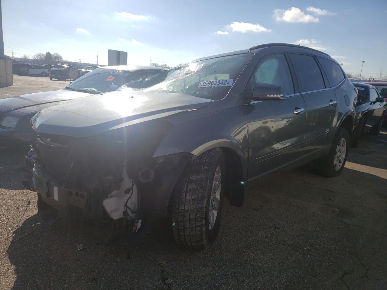 Photo 2 from auction – 2011 CHEVROLET TRAVERSE L with VIN 1GNKVGED5BJ113140