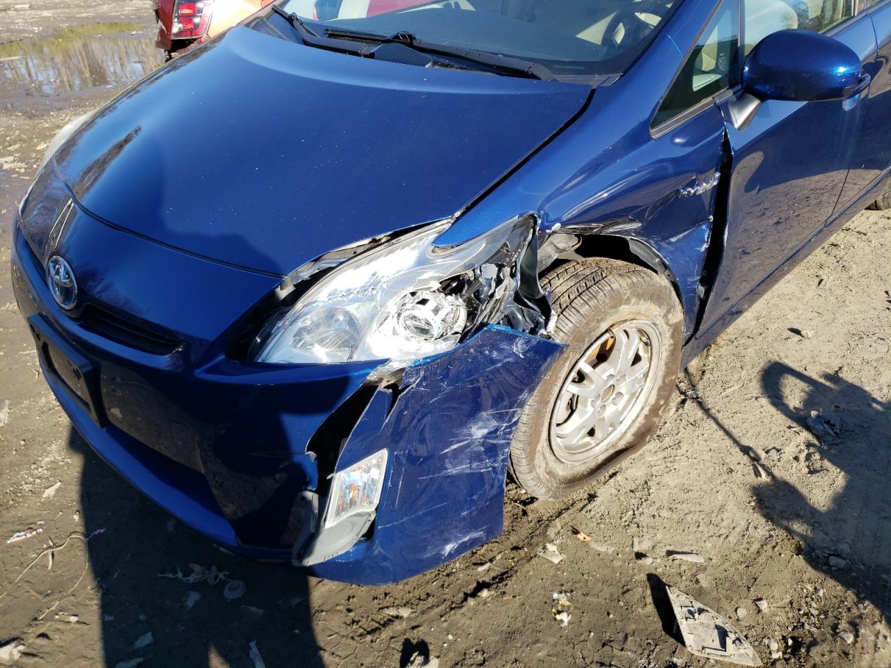 صورة رقم 9 من المزاد - 2011 TOYOTA PRIUS مع VIN JTDKN3DU0B0313609