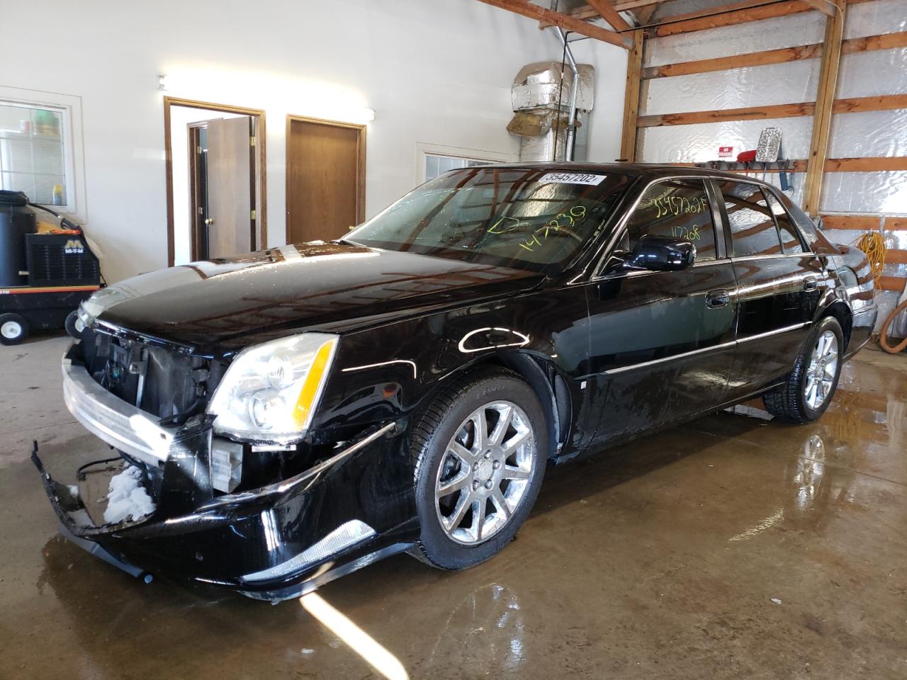 Photo 2 from auction – 2006 CADILLAC DTS with VIN 1G6KD57906U147230