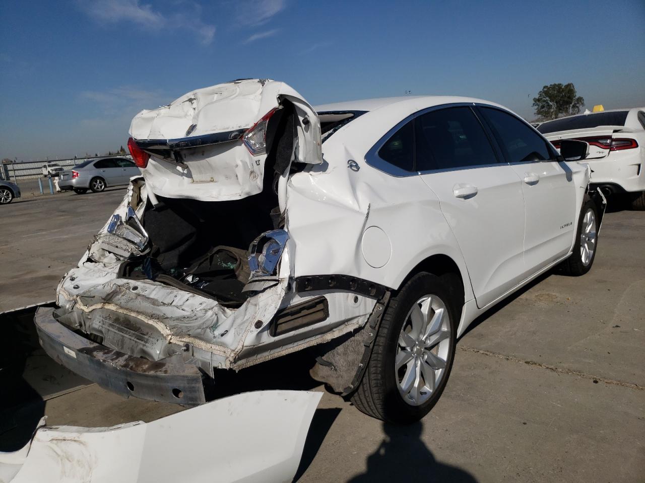 Photo 4 from auction – 2017 CHEVROLET IMPALA LT with VIN 1G1105SA3HU214968