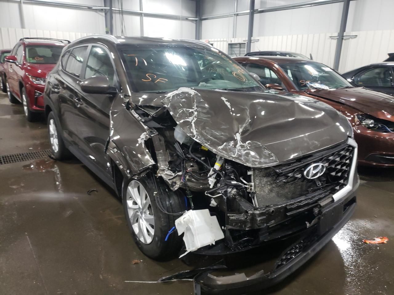 HYUNDAI TUCSON LIM 2019 with VIN KM8J3CA40KU987995 - Photo from auction