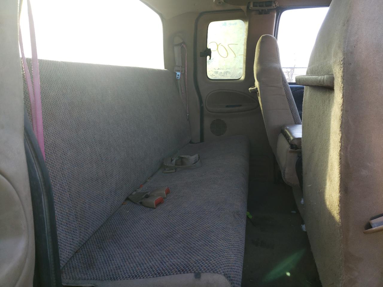 Photo 6 from auction – 1998 DODGE RAM 1500 with VIN 1B7HC13Y4WJ222870