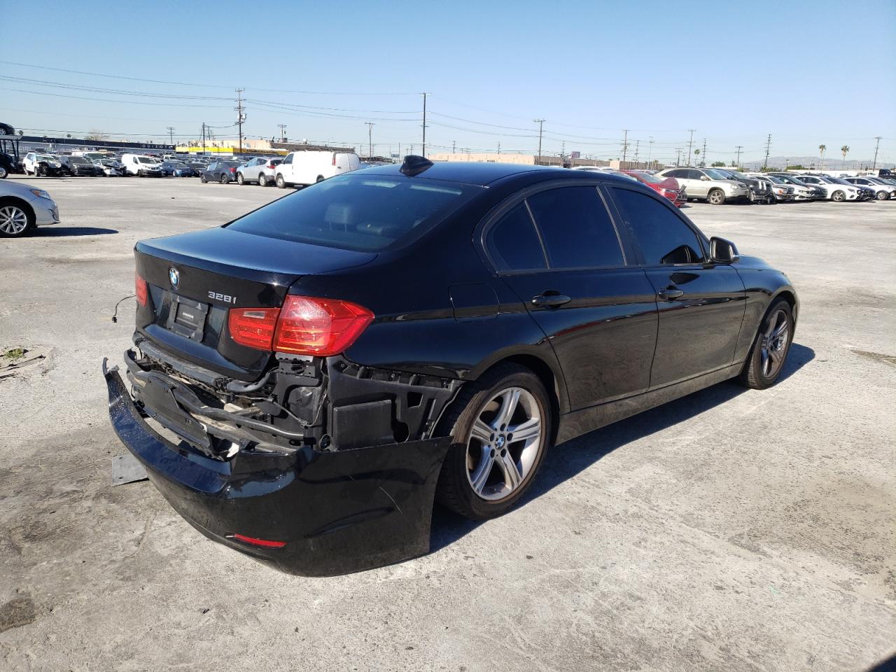 Photo 4 from auction – 2013 BMW 328 I SULE with VIN WBA3C1G59DNR45725