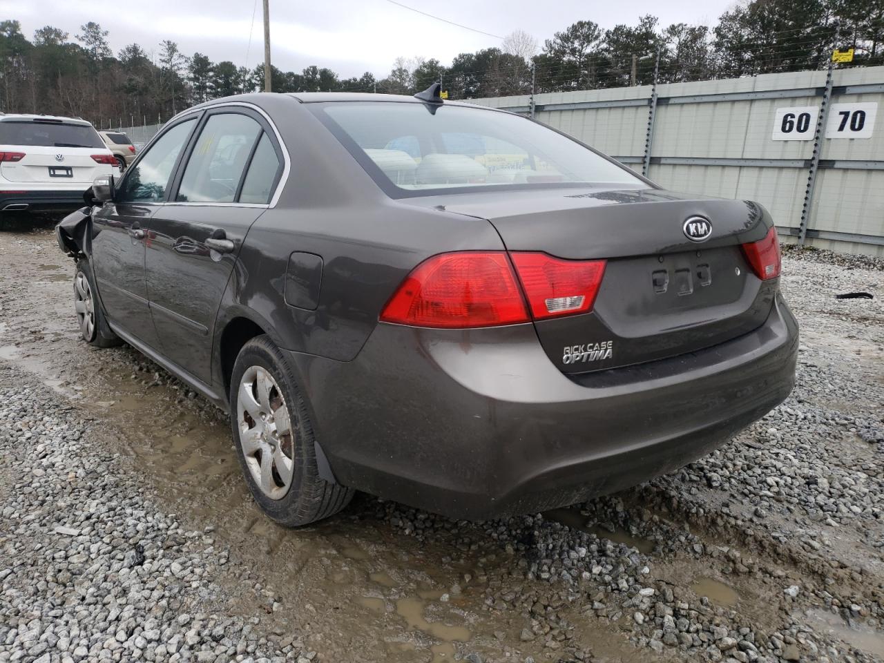 Photo 3 from auction – 2010 KIA OPTIMA LX with VIN KNAGG4A83A5423596