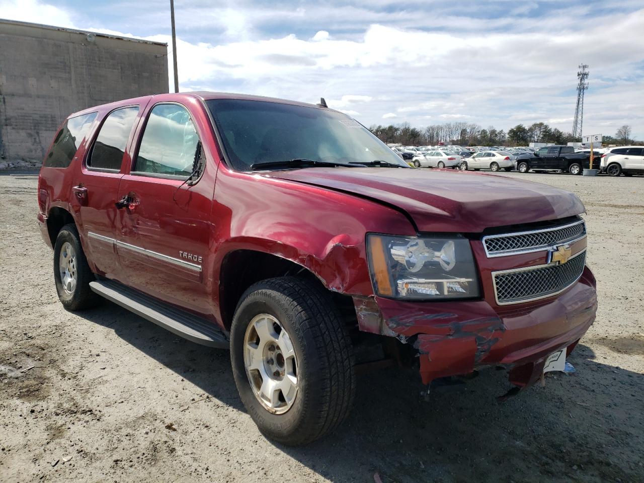 CHEVROLET TAHOE C150 2011 with VIN 1GNSCBE06BR198481 - Photo from auction