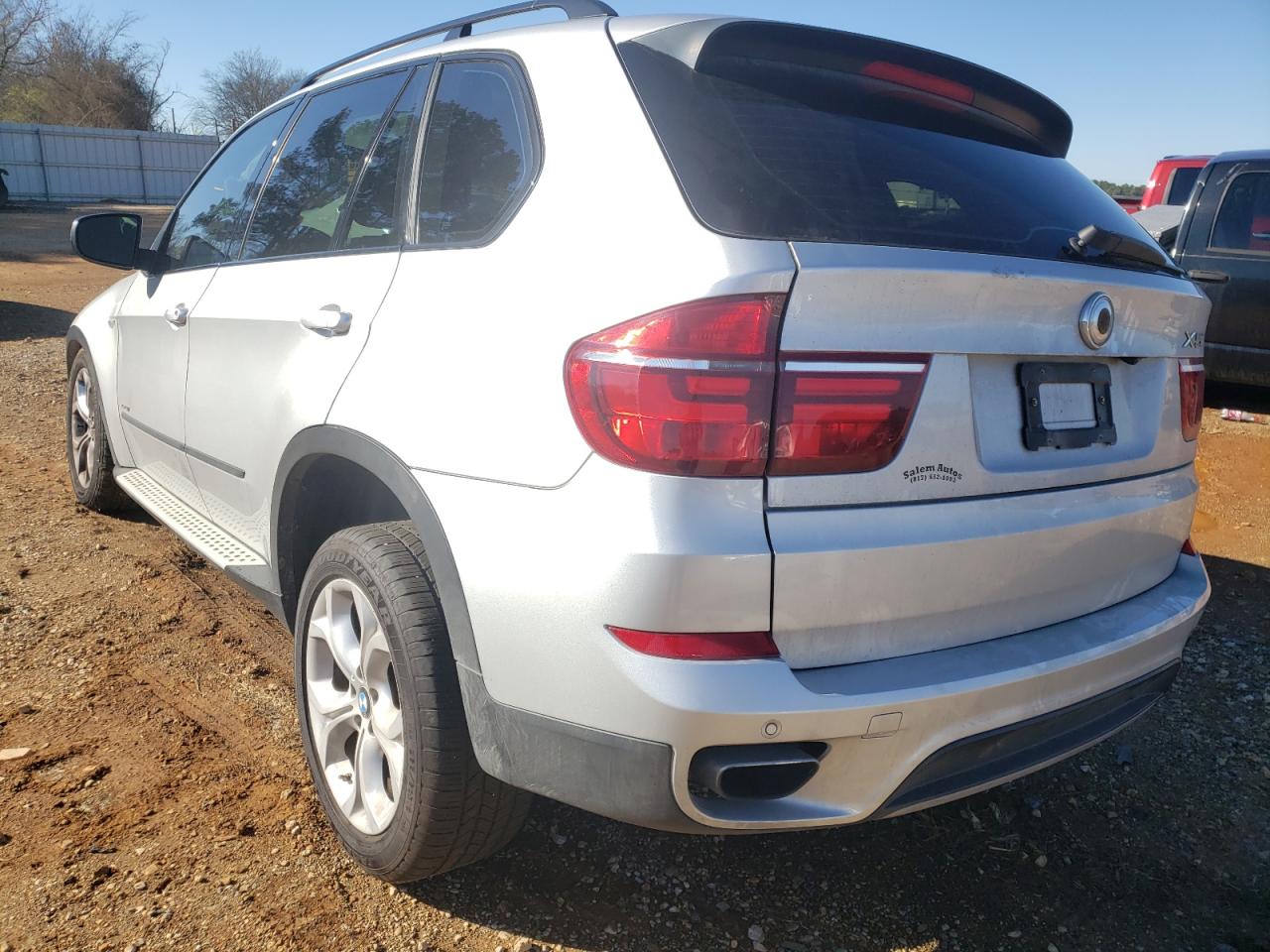 Photo 3 from auction – 2011 BMW X5 XDRIVE5 with VIN 5UXZV8C56BL419744