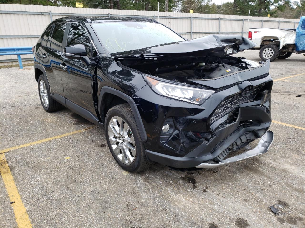 Photo 1 from auction – 2019 TOYOTA RAV4 LIMIT with VIN JTMY1RFV3KD026384