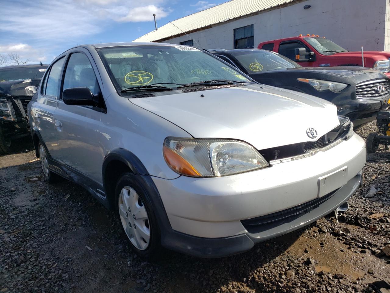 TOYOTA ECHO 2000 with VIN JTDBT1232Y0095637 - Photo from auction