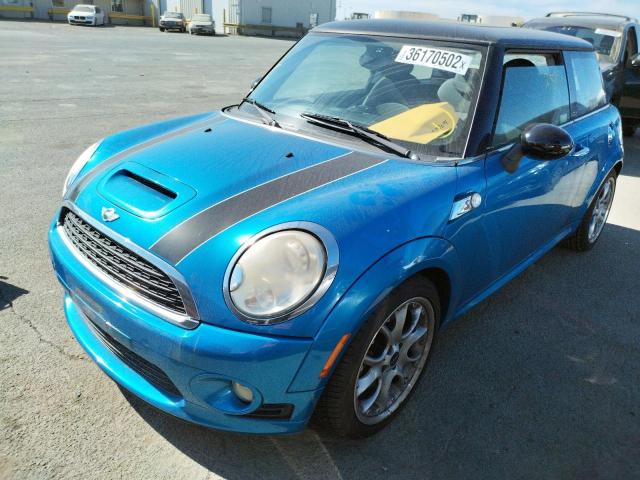 Photo 2 from auction – 2010 MINI COOPER S with VIN WMWMF7C52ATZ34545