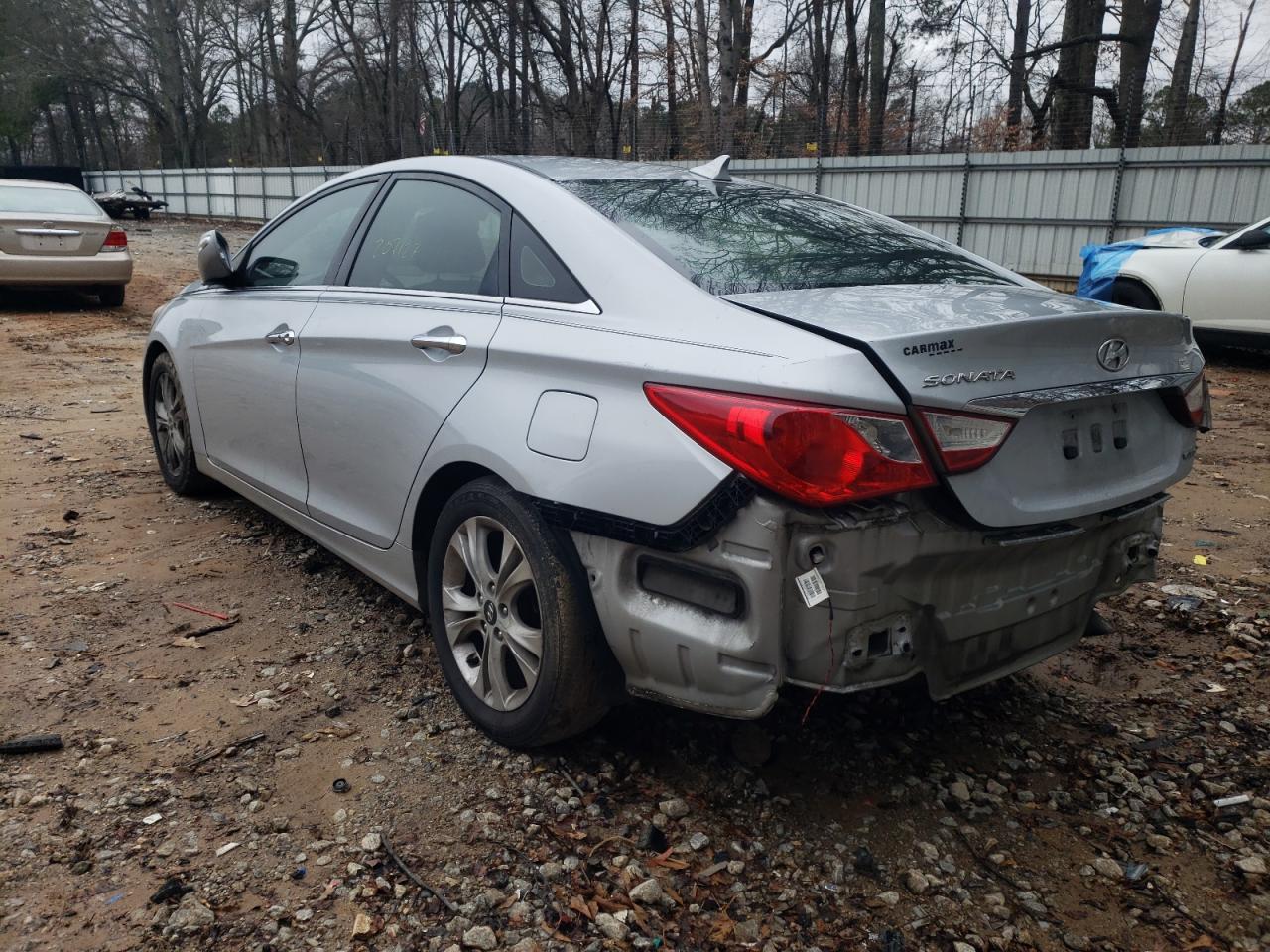 Photo 3 from auction – 2011 HYUNDAI SONATA SE with VIN 5NPEC4AC7BH010107