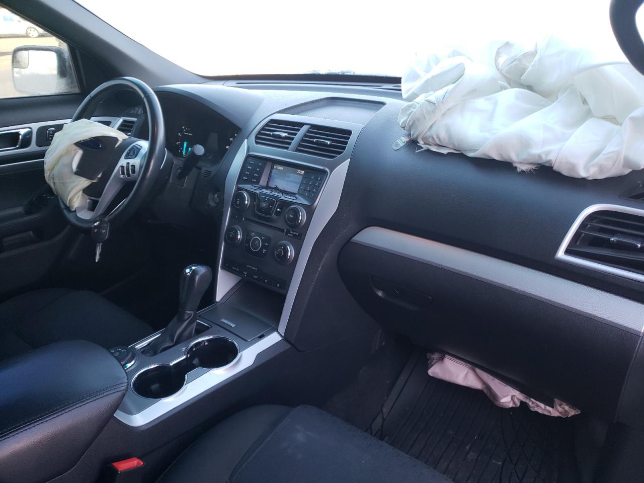 Photo 9 from auction – 2015 FORD EXPLORER X with VIN 1FM5K8D8XFGB41913