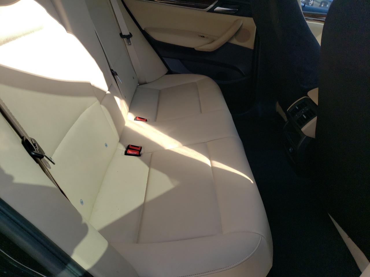 Photo 6 from auction – 2016 BMW X3 XDRIVE2 with VIN 5UXWX9C55G0D73256
