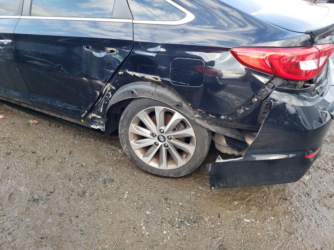 Photo 9 from auction – 2015 HYUNDAI SONATA SPO with VIN 5NPE34AF4FH180165