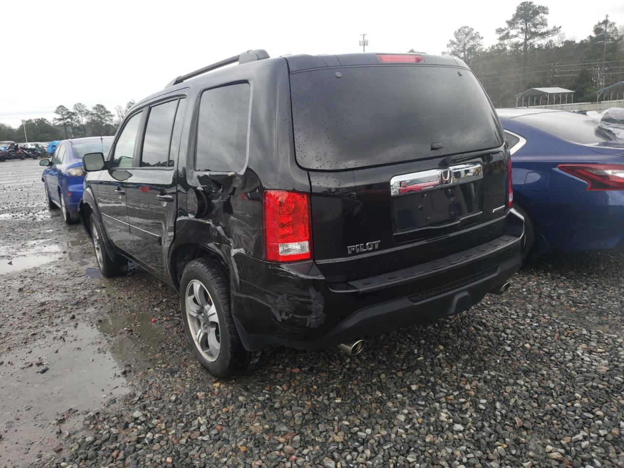 Photo 3 from auction – 2015 HONDA PILOT SE with VIN 5FNYF3H3XFB030831