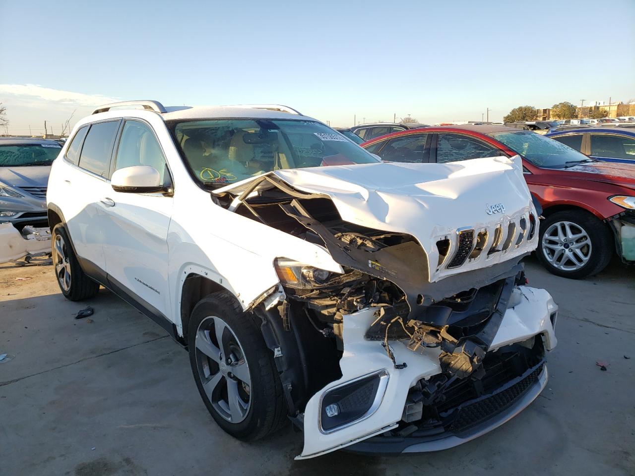 Photo 1 from auction – 2019 JEEP CHEROKEE L with VIN 1C4PJLDB9KD356984