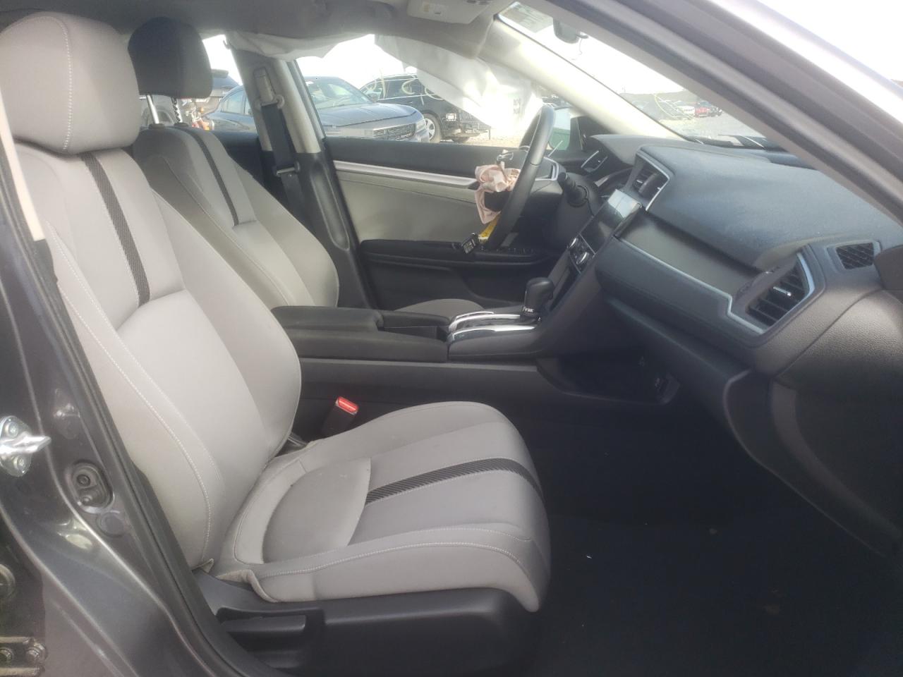 Photo 5 from auction – 2018 HONDA CIVIC EX with VIN JHMFC1F37JX042777