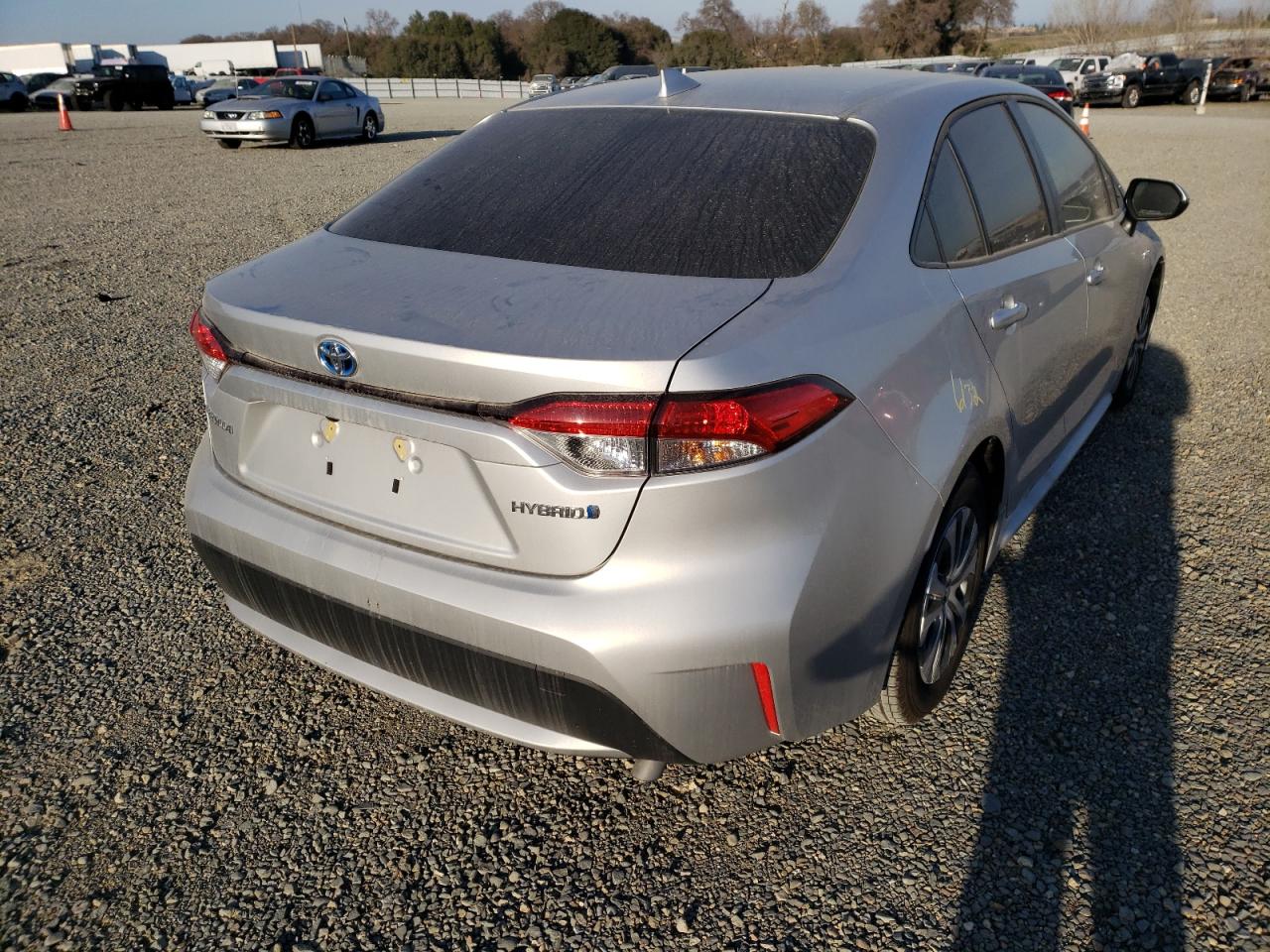 Photo 4 from auction – 2021 TOYOTA COROLLA LE with VIN JTDEAMDE1MJ021567