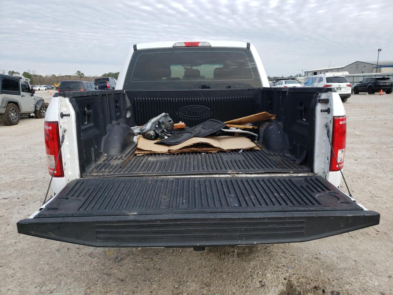Photo 9 from auction – 2016 FORD F150 SUPER with VIN 1FTEW1C87GKD77791