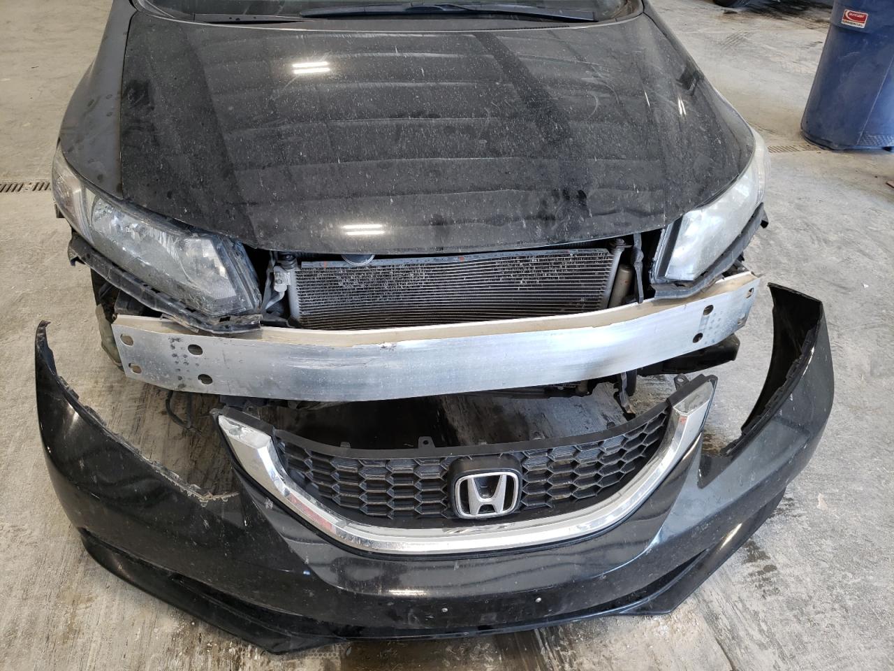Photo 9 from auction – 2015 HONDA CIVIC LX with VIN 2HGFB2F57FH502674