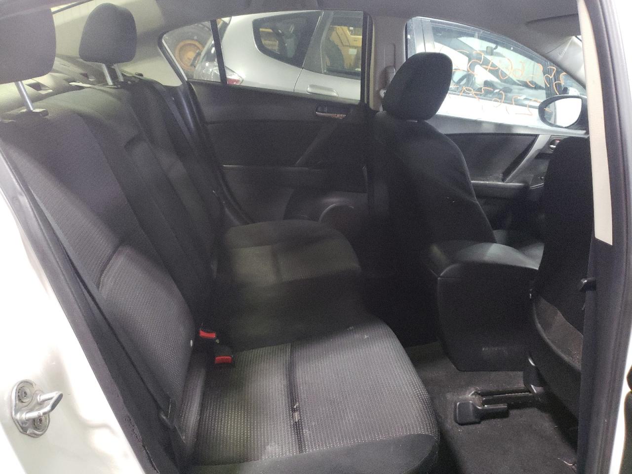 Photo 6 from auction – 2013 MAZDA 3 I with VIN JM1BL1V80D1704431