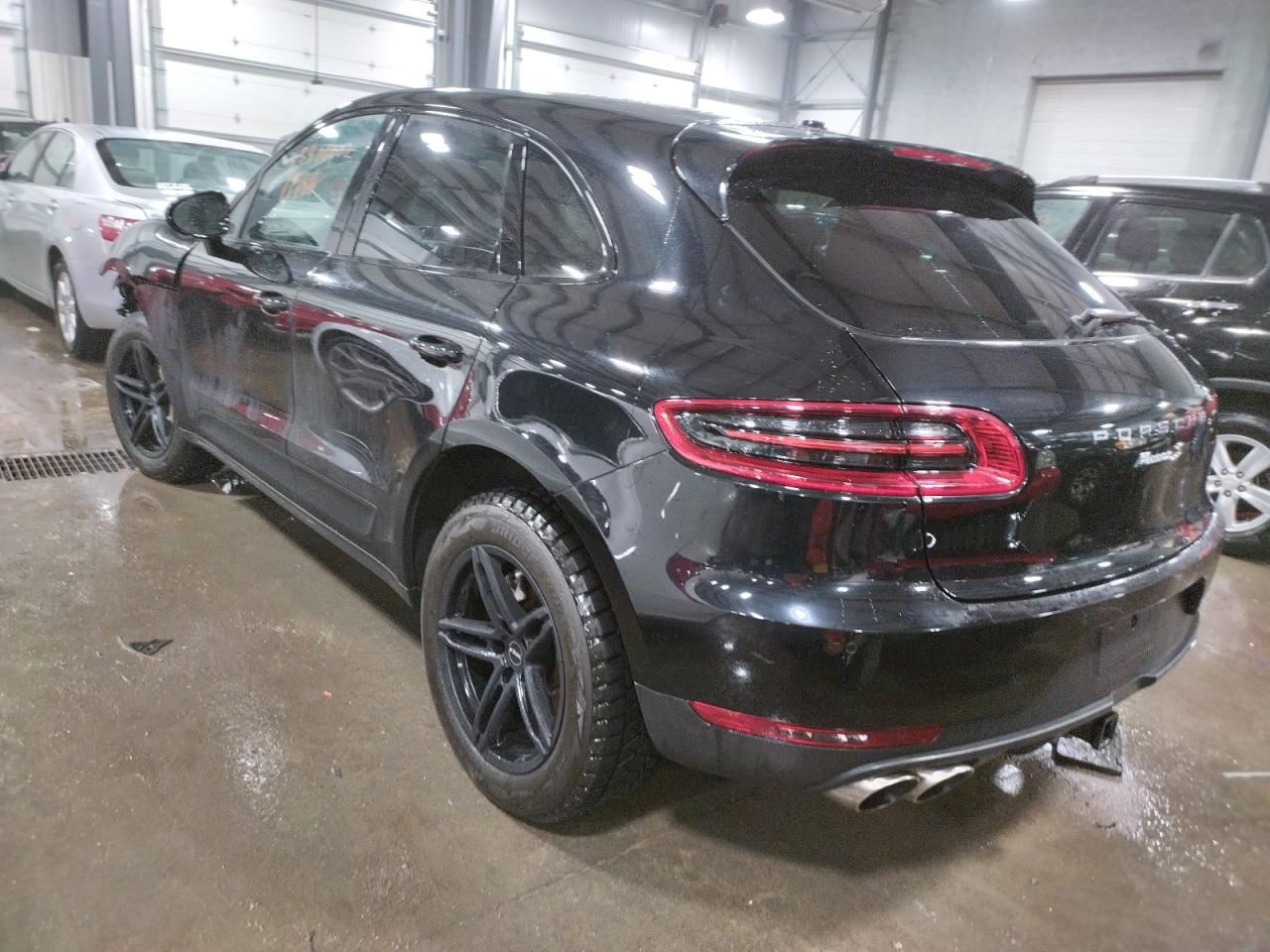 Photo 3 from auction – 2018 PORSCHE MACAN S with VIN WP1AB2A56JLB40167