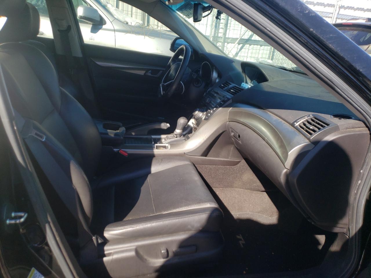 Photo 5 from auction – 2009 ACURA TL with VIN 19UUA86509A010813