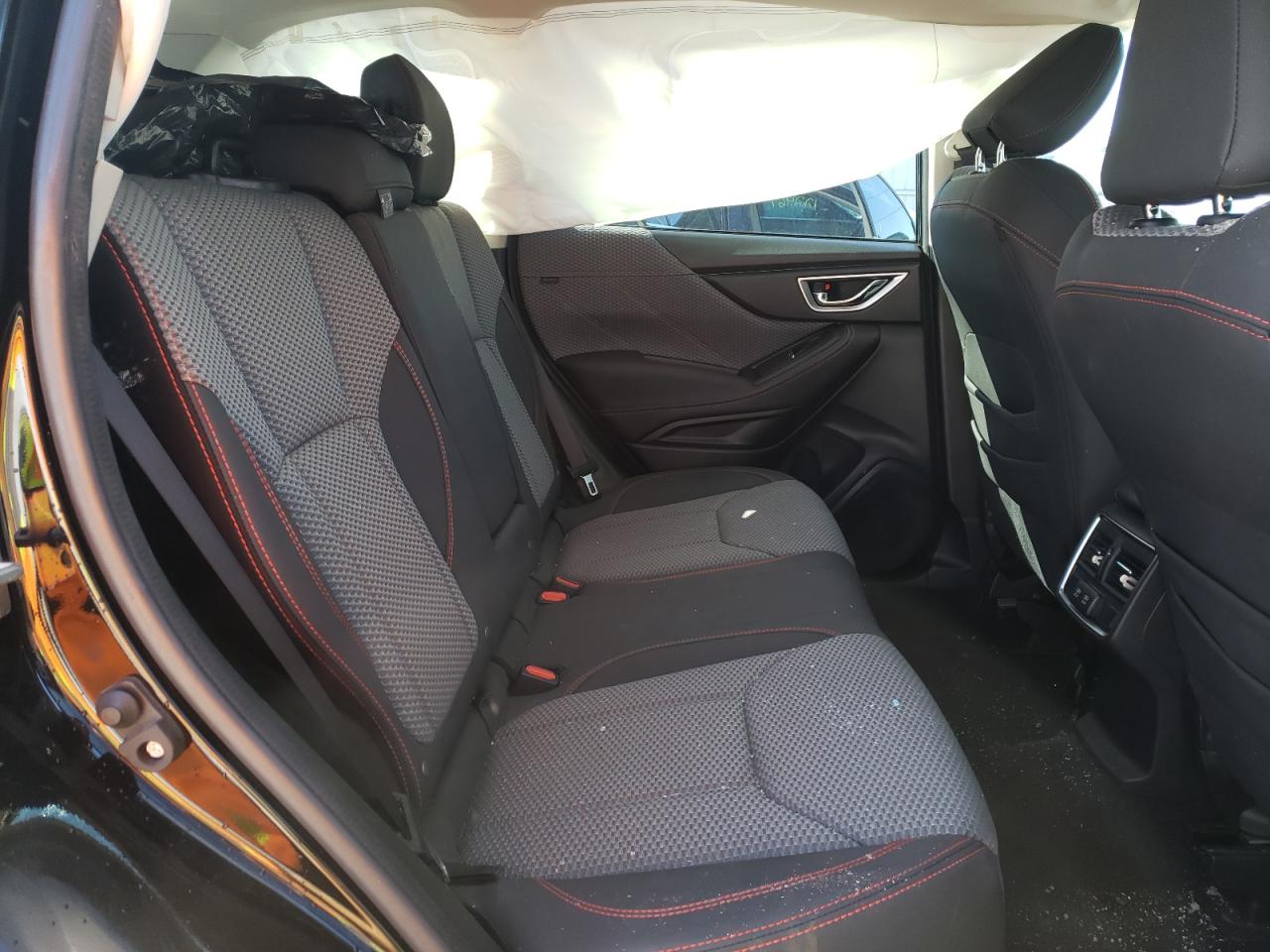 Photo 6 from auction – 2019 SUBARU FORESTER S with VIN JF2SKAPC8KH566423