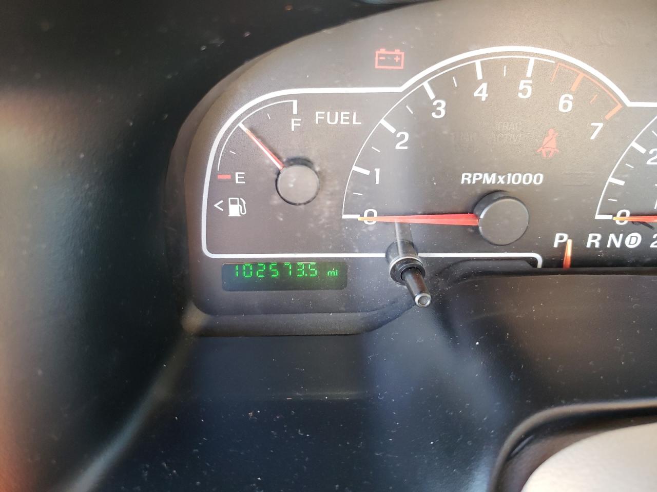 Photo 8 from auction – 2003 FORD WINDSTAR S with VIN 2FMZA52483BA70183