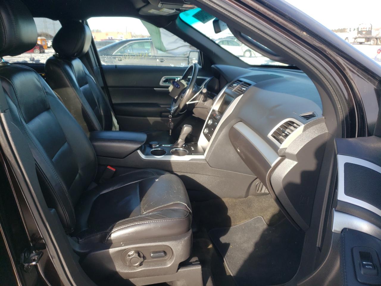 Photo 5 from auction – 2013 FORD EXPLORER X with VIN 1FM5K8D81DGC44196