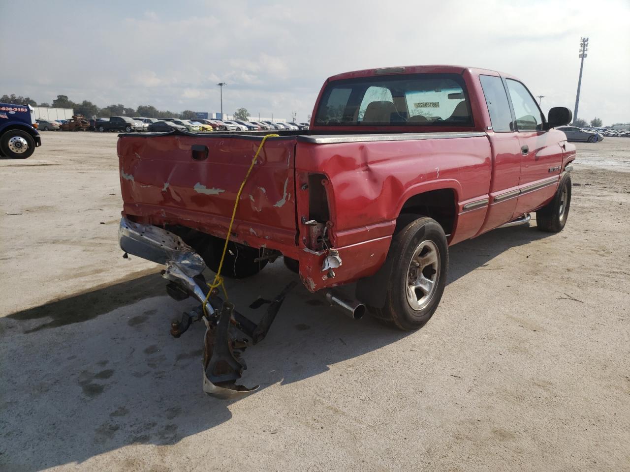 Photo 4 from auction – 1999 DODGE RAM 1500 with VIN 3B7HC12Y2XG220409