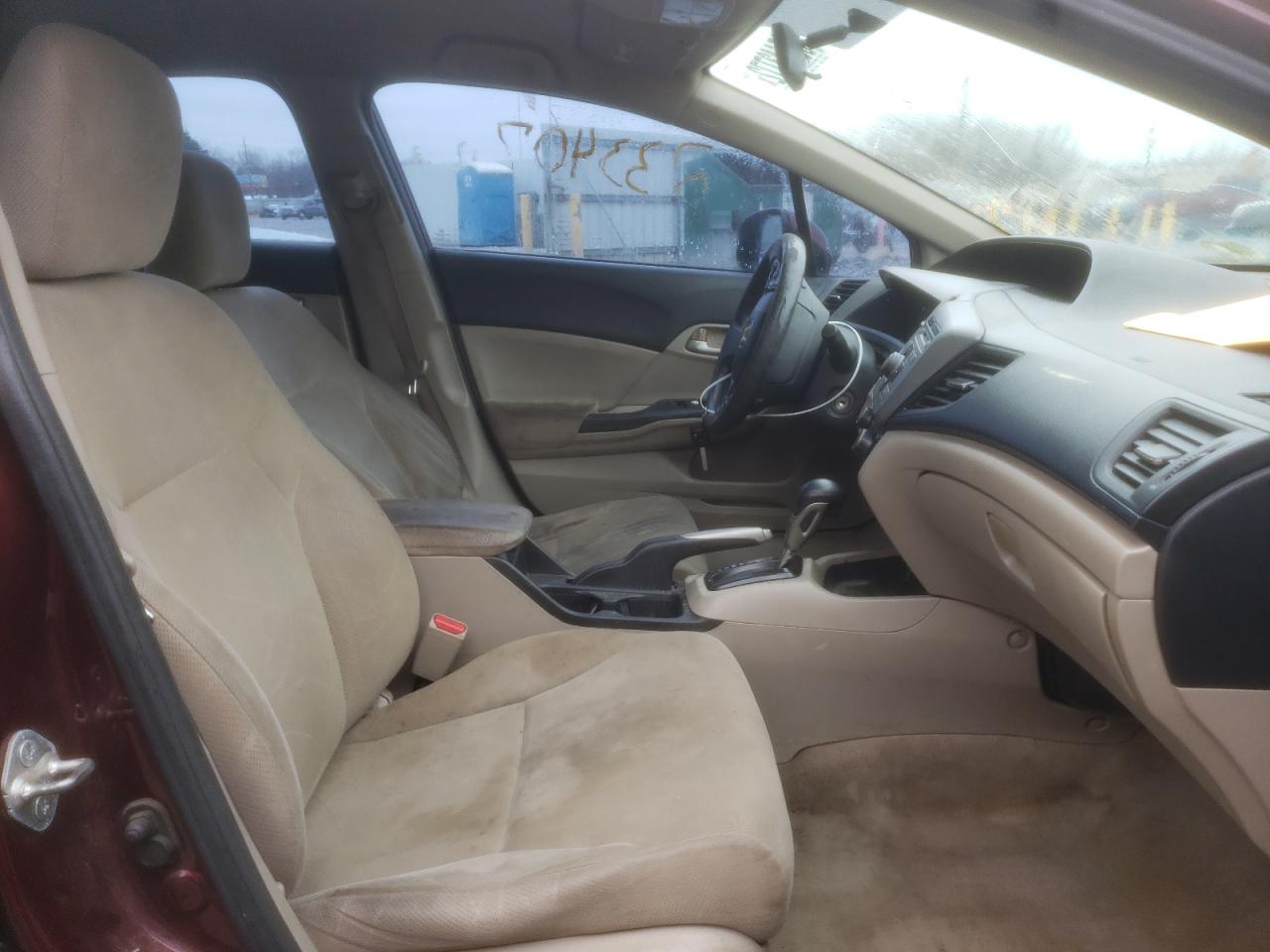 Photo 5 from auction – 2012 HONDA CIVIC LX with VIN 19XFB2F51CE037587