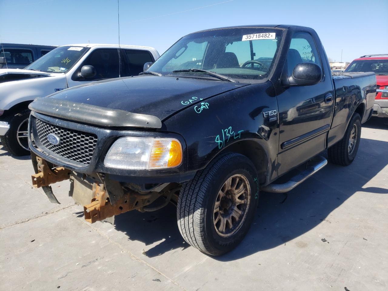 Photo 2 from auction – 2002 FORD F150 with VIN 1FTRF17W52NB77221