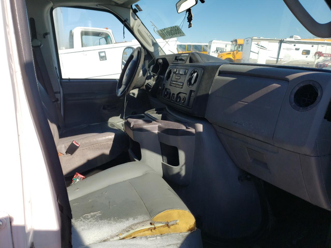 Photo 5 from auction – 2013 FORD ECONOLINE with VIN 1FDSE3EL5DDB29912