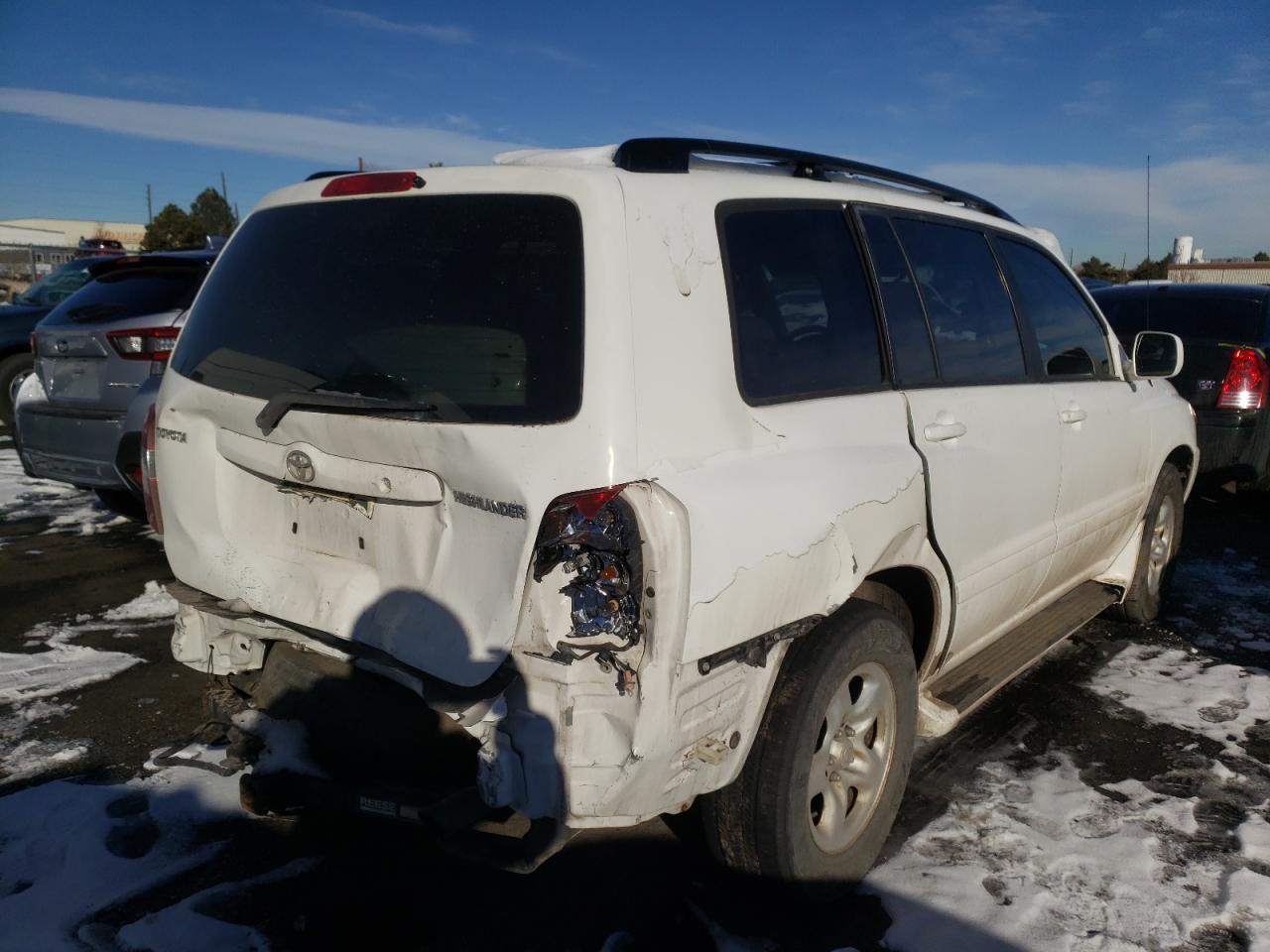 Photo 4 from auction – 2005 TOYOTA HIGHLANDER with VIN JTEGD21A350119766