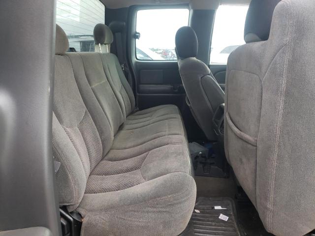 Photo 6 from auction – 2004 CHEVROLET SILVERADO with VIN 2GCEC19T741191748
