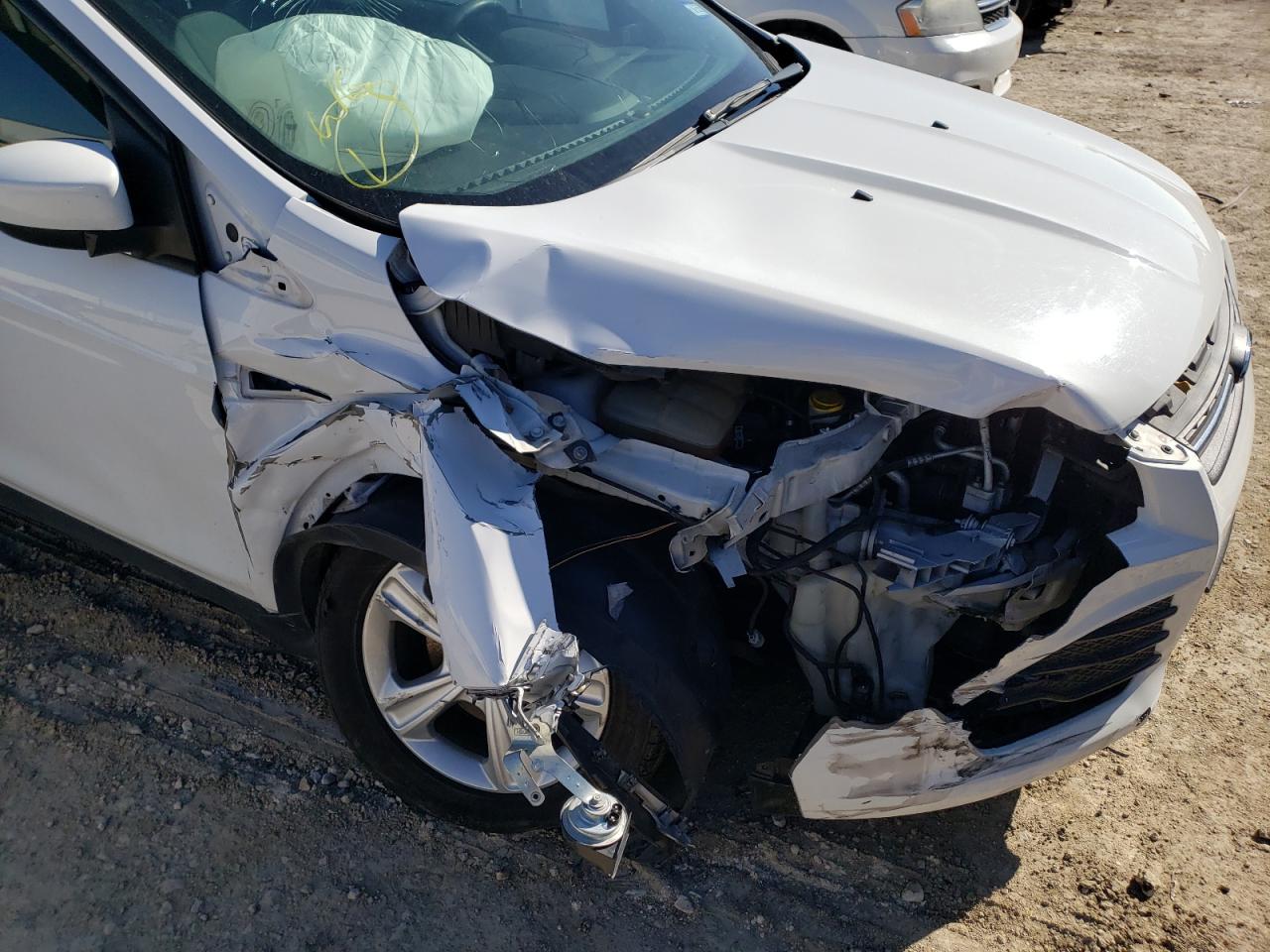 Photo 9 from auction – 2016 FORD ESCAPE SE with VIN 1FMCU0GX5GUB41262