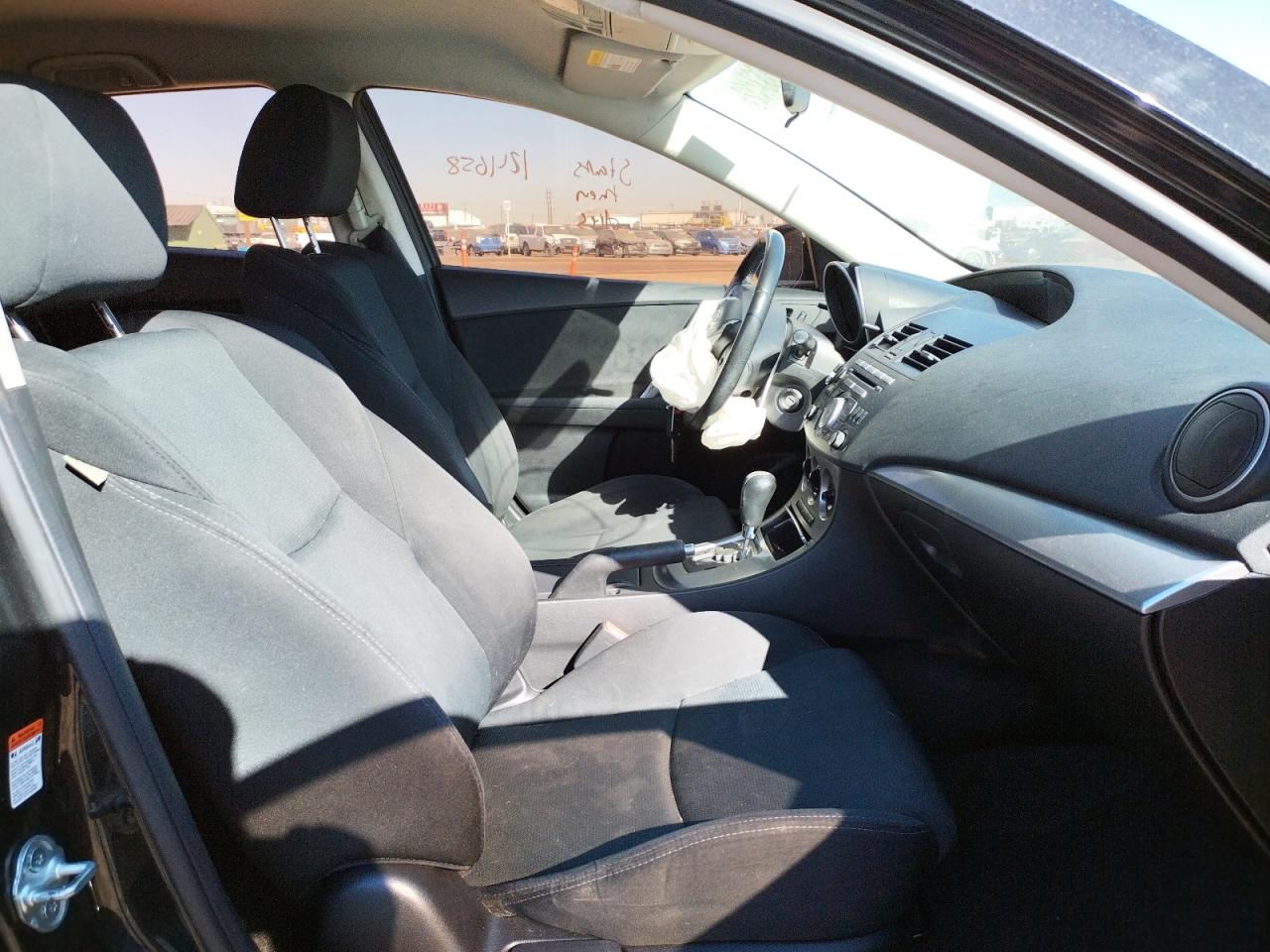 Photo 5 from auction – 2011 MAZDA 3 S with VIN JM1BL1K52B1479307