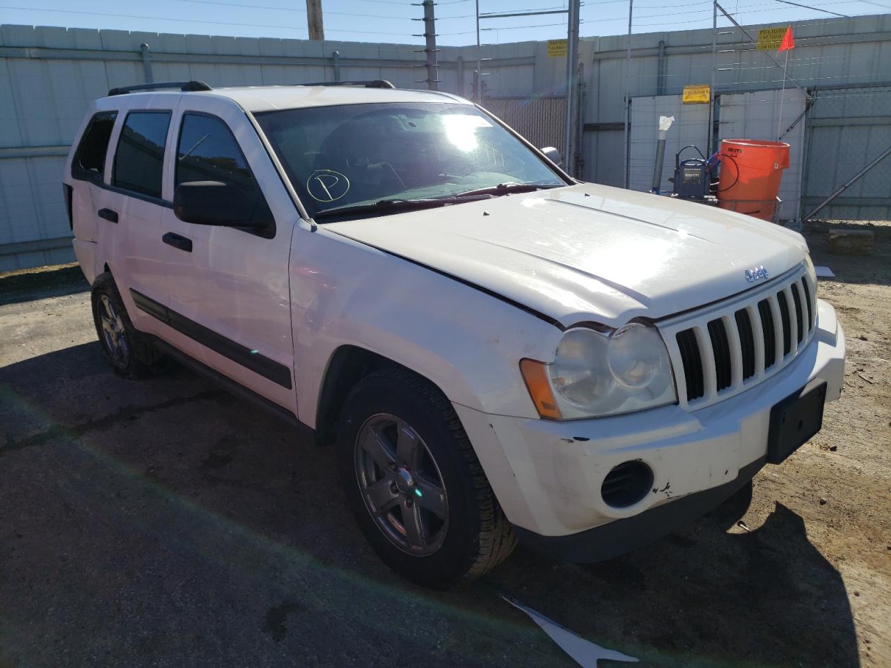 JEEP GRAND CHER 2005 with VIN 1J4GR48K95C669854 - Photo from auction