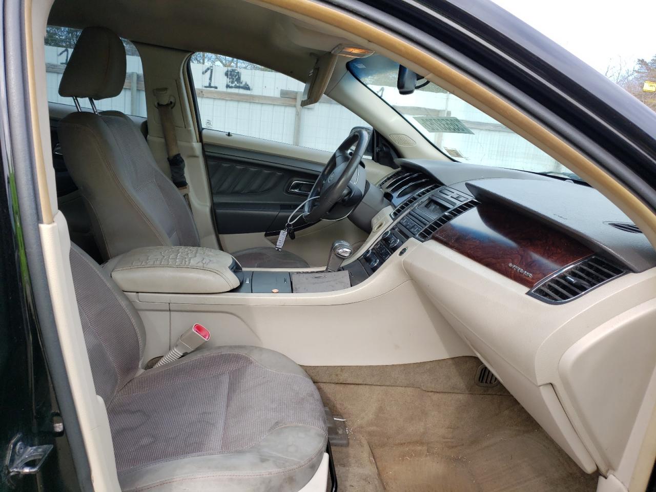 Photo 5 from auction – 2011 FORD TAURUS SEL with VIN 1FAHP2HW7BG187613