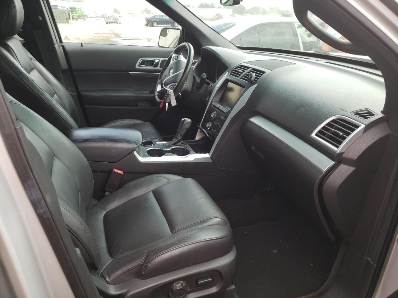 Photo 5 from auction – 2015 FORD EXPLORER X with VIN 1FM5K7D82FGC46083