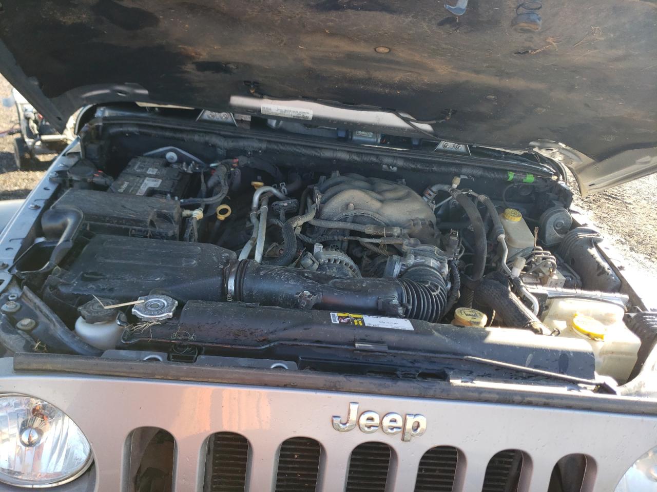 Photo 7 from auction – 2016 JEEP WRANGLER U with VIN 1C4BJWFG5GL303166