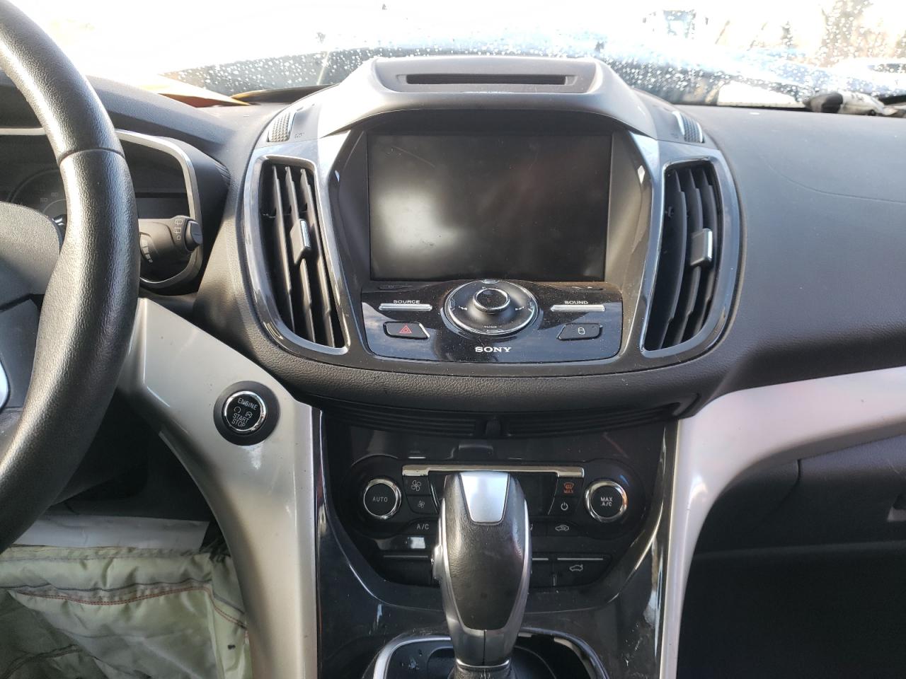 Photo 9 from auction – 2013 FORD C-MAX PREM with VIN 1FADP5CU5DL553312