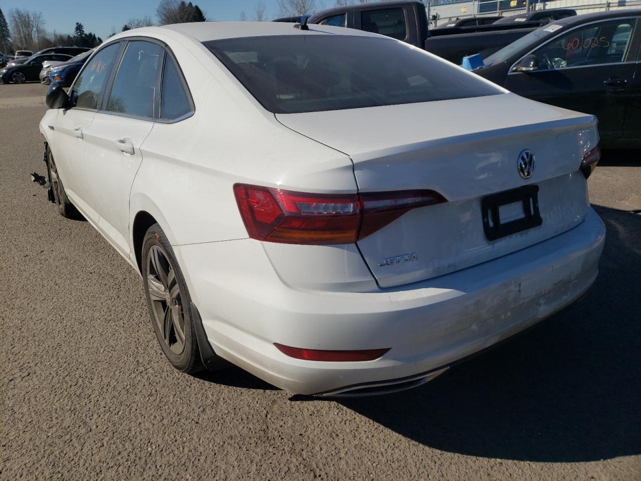 Photo 3 from auction – 2019 VOLKSWAGEN JETTA with VIN 3VWC57BU5KM136967