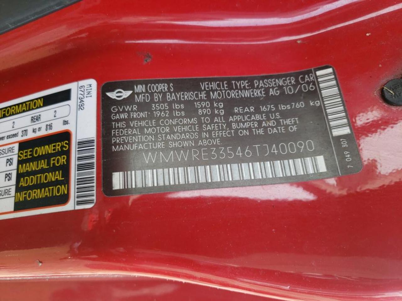 Photo 10 from auction – 2006 MINI COOPER S with VIN WMWRE33546TJ40090