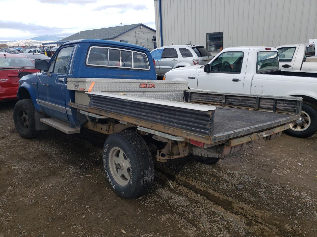 Photo 3 from auction – 1981 TOYOTA PICKUP RN4 with VIN JT4RN48D8B0012567