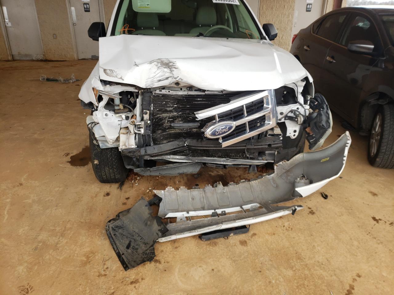 Photo 7 from auction – 2008 FORD ESCAPE XLT with VIN 1FMCU03178KD22202
