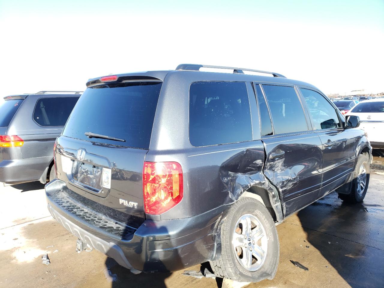 Photo 4 from auction – 2003 HONDA PILOT EXL with VIN 2HKYF18573H577669