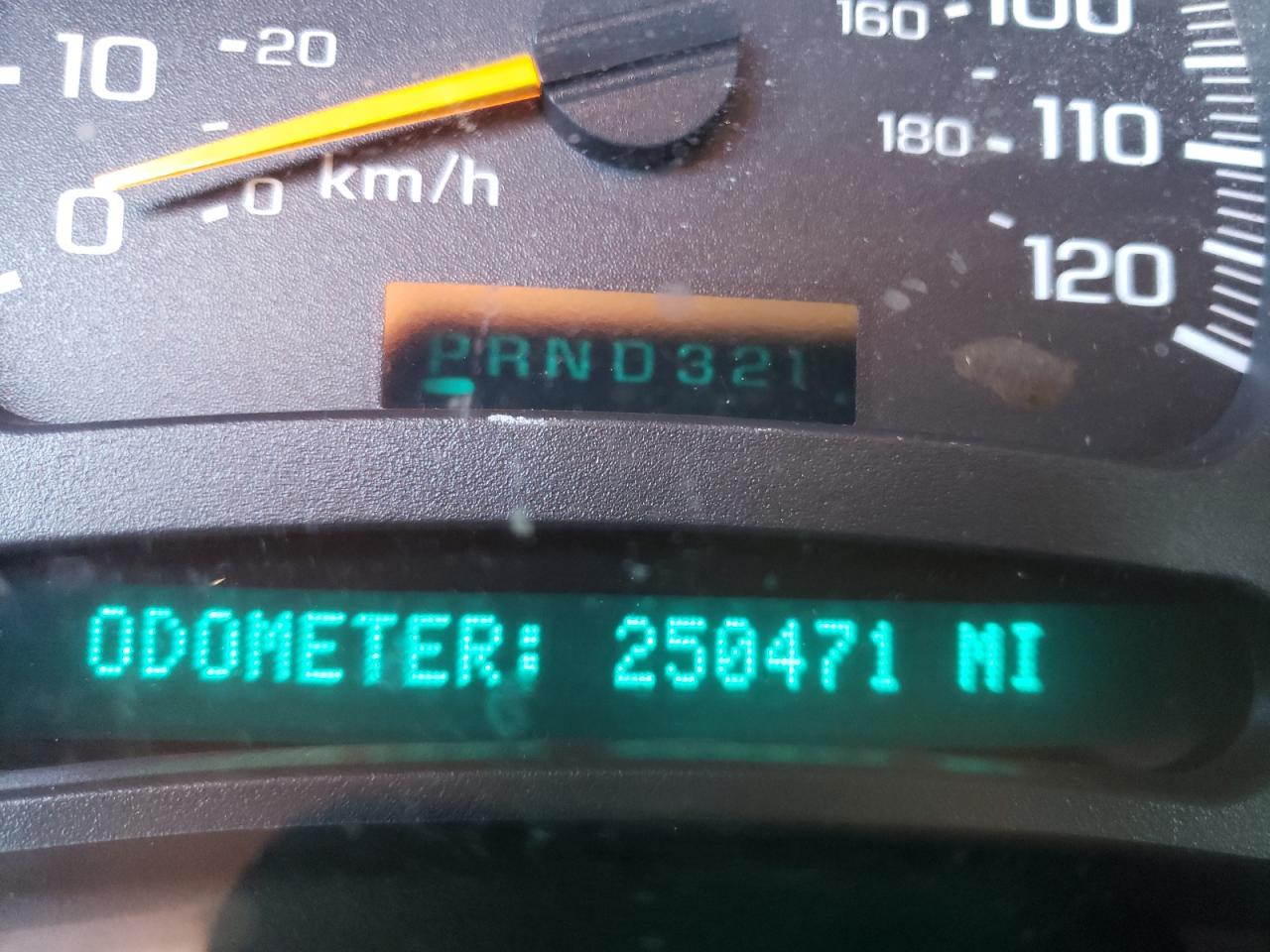 Photo 8 from auction – 2003 CHEVROLET SILVERADO with VIN 2GCEK19T031255193